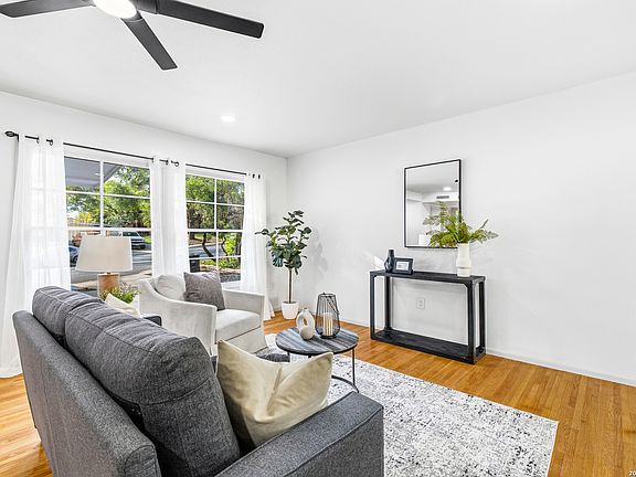 2nd image of 122 Green Meadow Blvd