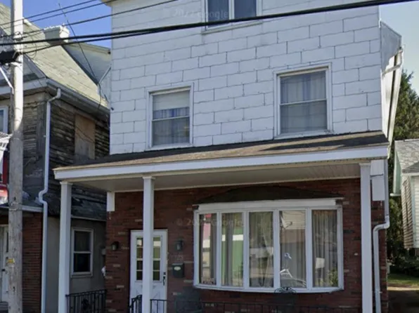 125 Constitution Ave, Jessup, PA 18434