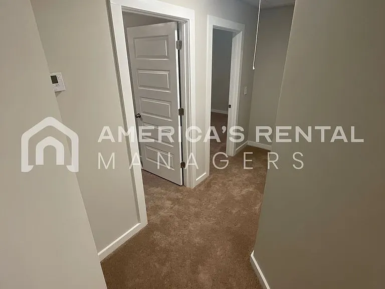 35 Coleman Ln — Photo 23