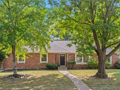 1101 Queens Pl, Kansas City, MO, 64131