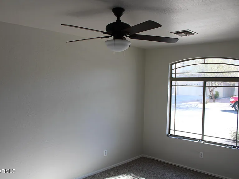 43410 W Wild Horse Trl — Photo 19