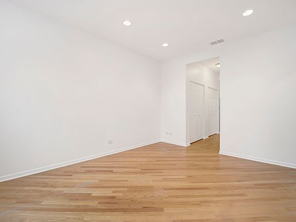 5th image of 3354 N Central Park Ave #2S