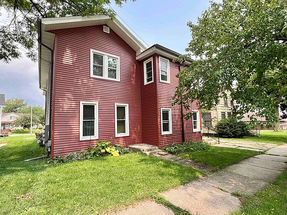 2nd image of 306 N Academy St
