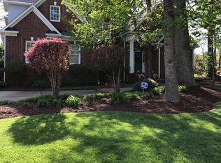 10 Venetian Ct, Simpsonville, SC 29681