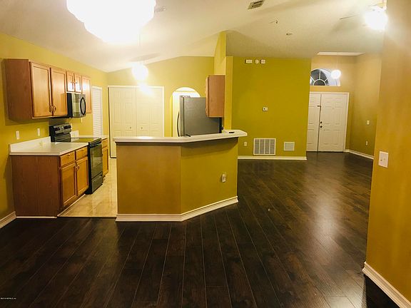 2nd image of 1383 Oden Ct
