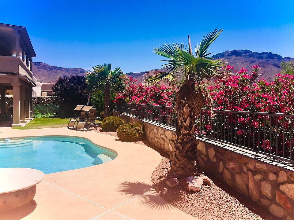1st image of 1080 Calle Parque Dr