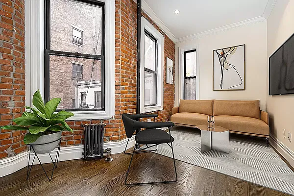 Rented by REAL New York | media 3