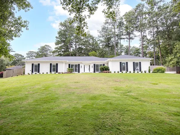 1018 Standing Boy Ct, Columbus, GA 31904