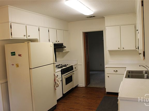 5th image of 116 Steerforth Road