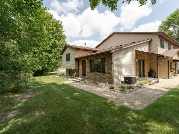 104 Conner Cir SW, Rochester, MN 55902