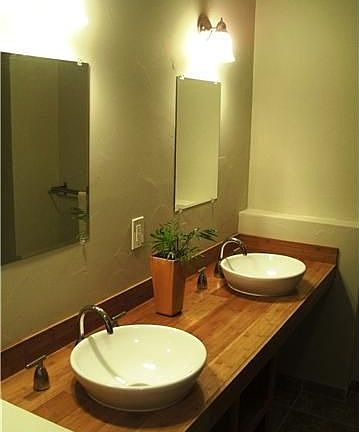 Fully updated master bath