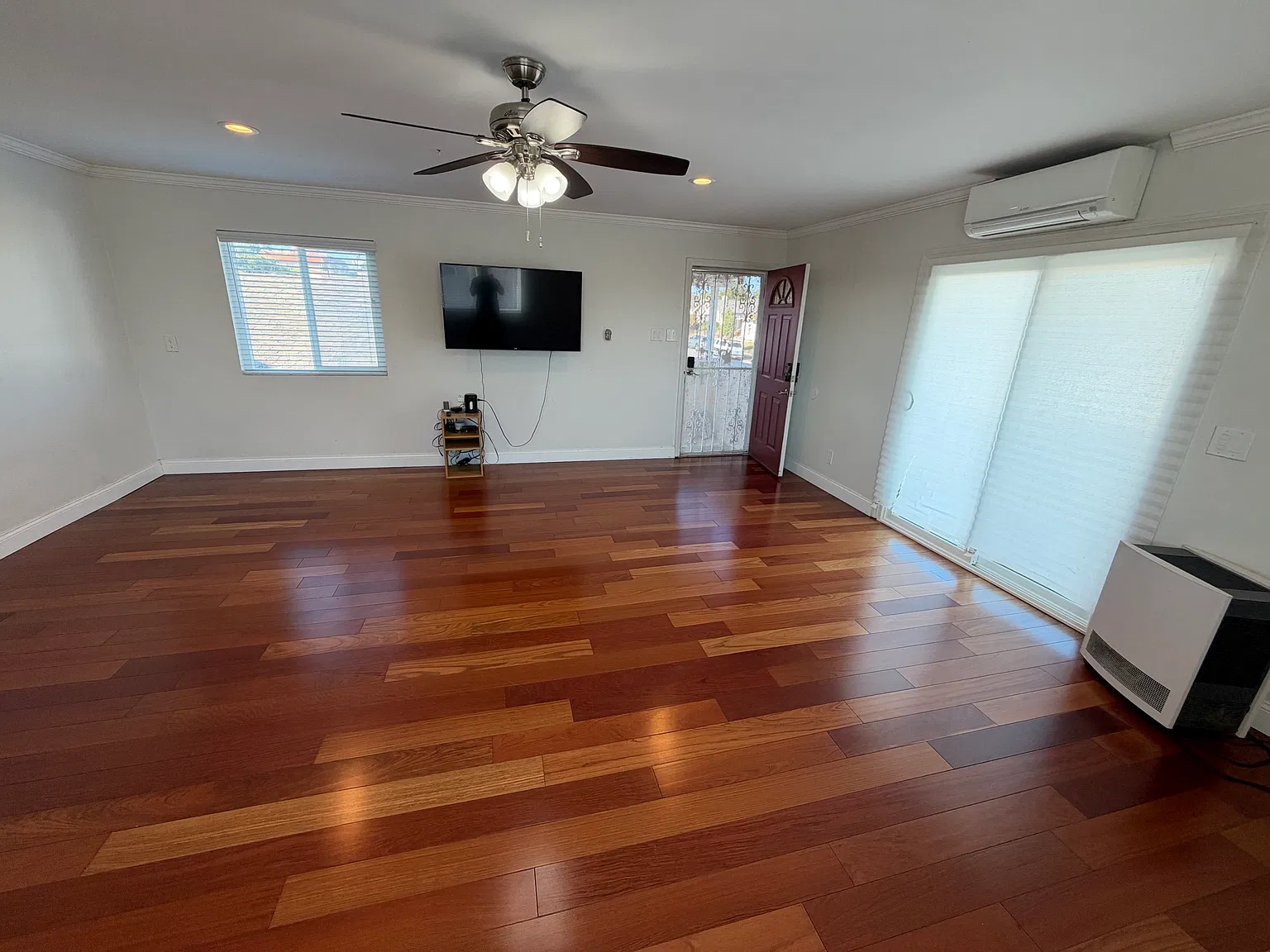 2 bed, 1000 sqft, $1,495 — Photo 2