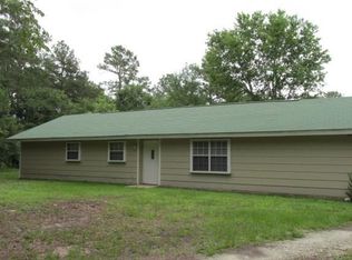 20 White Oak Dr, Huntsville, TX 77320