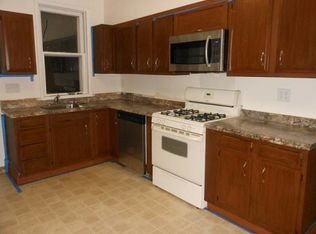 25 Cameron Rd, Willow Grove, PA 19090