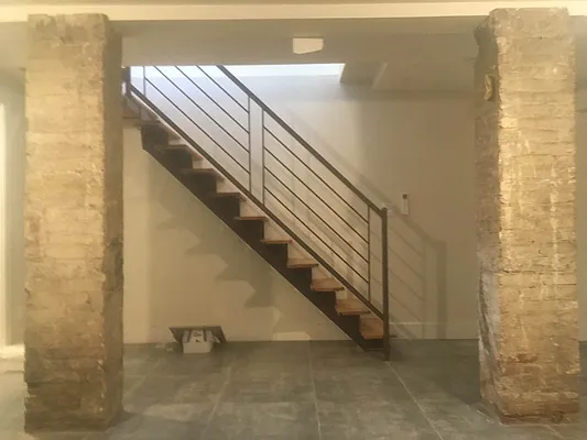 Rented by Premier Metro Realty Corp | media 18