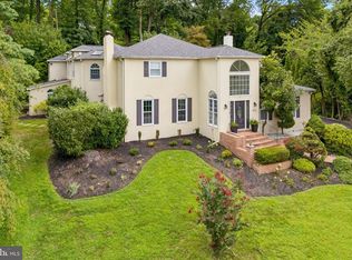 637 Heather Ln, Bryn Mawr, PA 19010