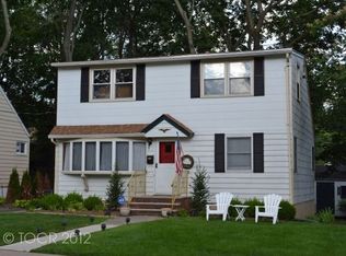 453 Van Buren St, Ridgewood, NJ 07450