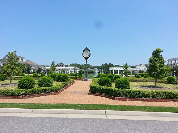 2nd image of 5609 Memorial Dr