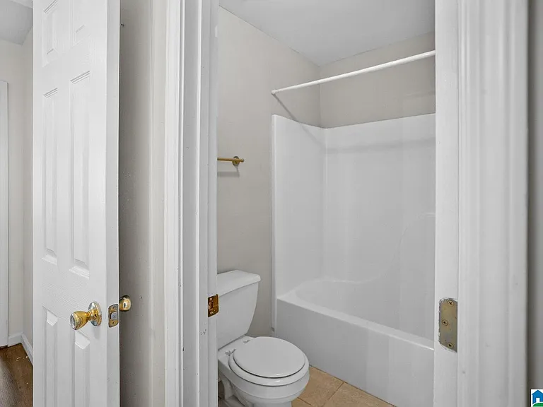 428428 Cambrian Ridge Trl — Photo 24