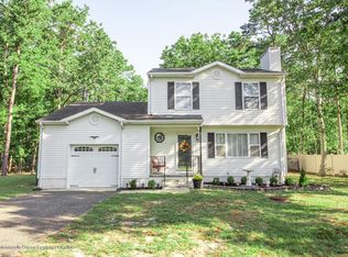 360 E Bird Village Rd, Jackson, NJ 08527