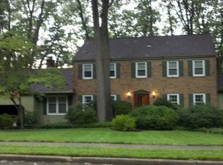 64 Lochatong Rd, Ewing, NJ 08628