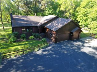 7425 Farmhill Dr, Minnetrista, MN 55364