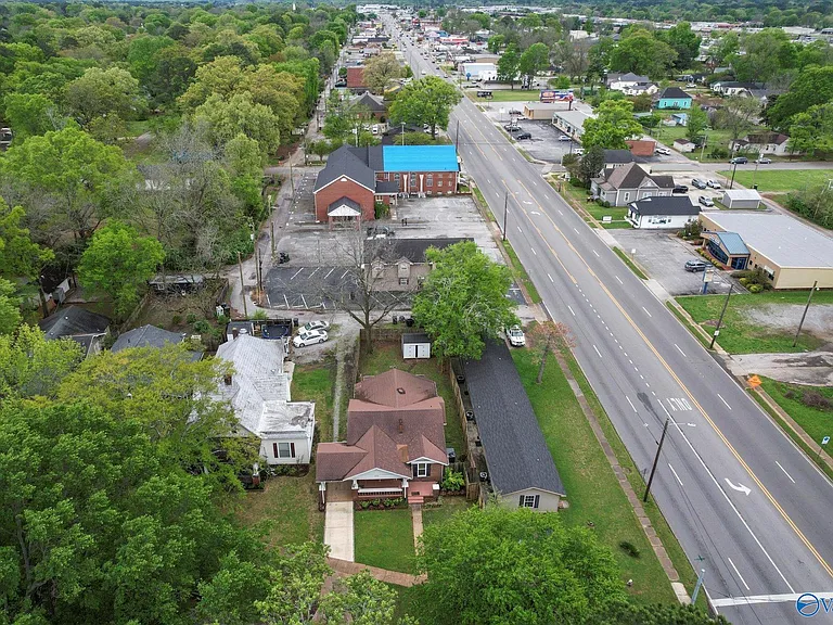 603 Prospect Dr SE — Photo 28
