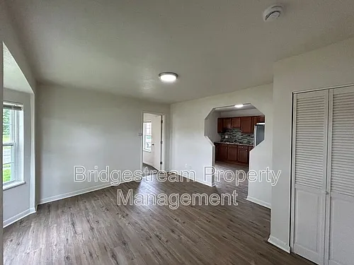 2800 Cadillac St Photo 1