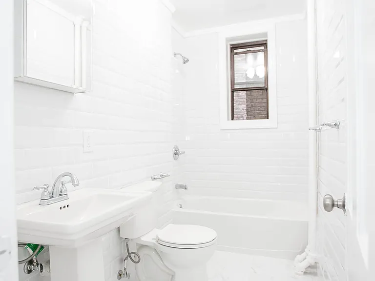 3315 Pleasant Ave #306 — Photo 6