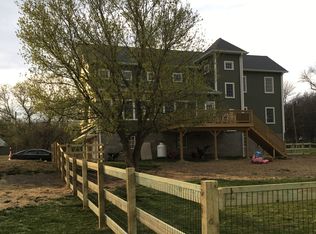 8 Quaker Rd, Andover, NJ 07821