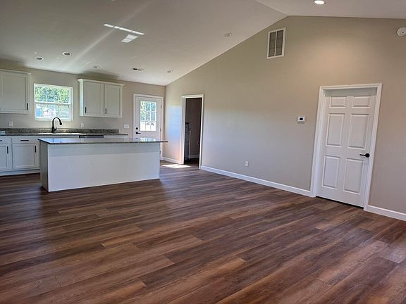 3rd image of 3801 New Concord Rd