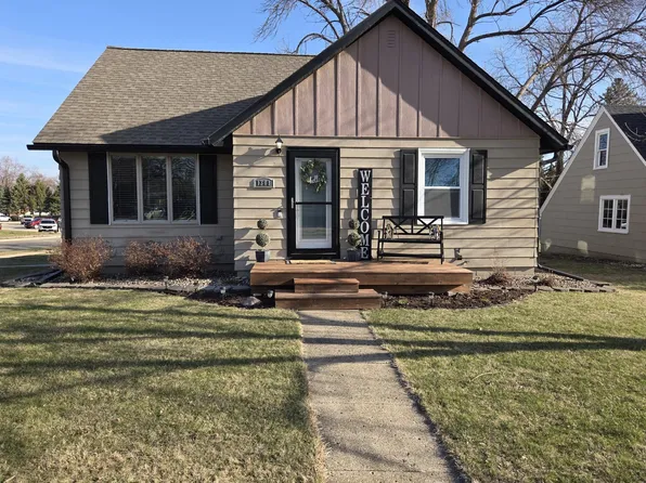 1301 Sheridan St, Albert Lea, MN 56007