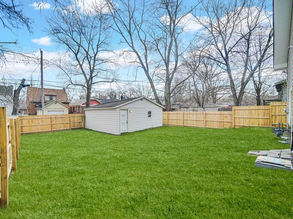 4237 Harrison St, Gary, IN 46408