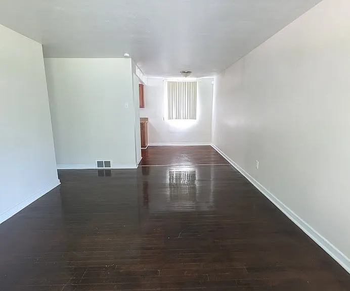 204 Bart Dr — Photo 9