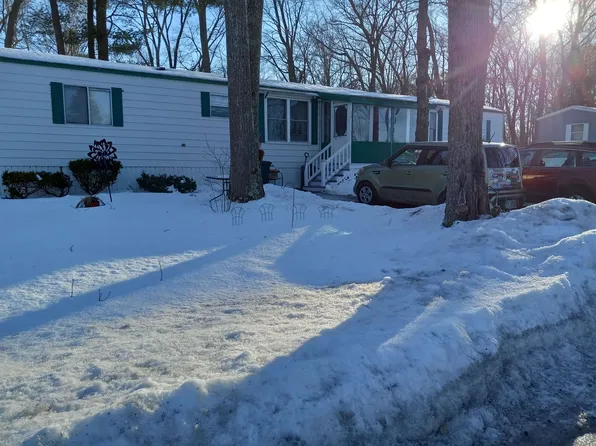 15 Lower Collins Street, Seabrook, NH 03874