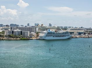 335 S Biscayne Blvd APT 1700, Miami, FL 33131