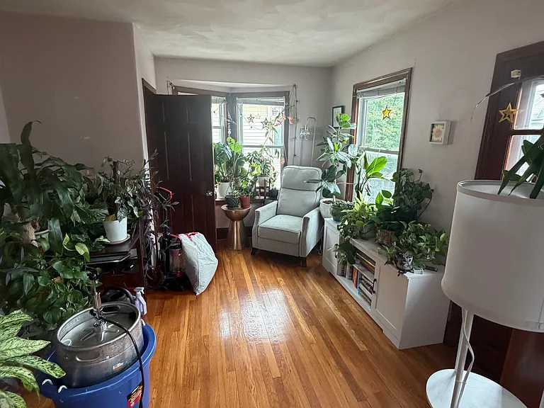 16 Benton Rd — Photo 7