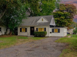 19 Mac Arthur Rd, Rochester, NY 14615