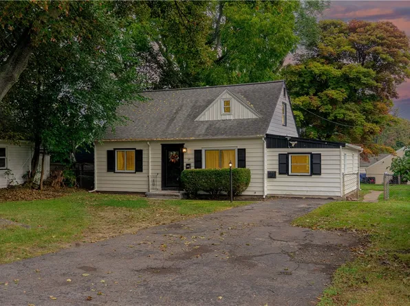 19 Mac Arthur Rd, Rochester, NY 14615
