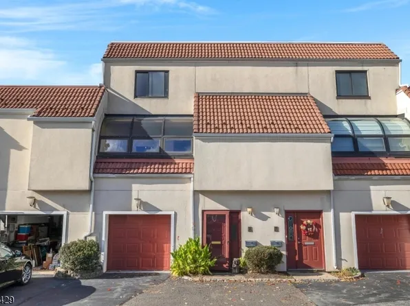 57 Musano Ct, West Orange Twp., NJ 07052