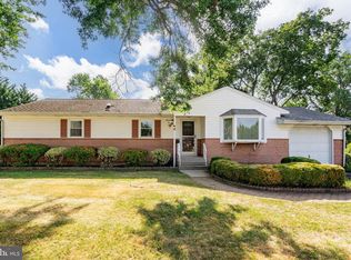 6 Kim Valley Rd, Hamilton, NJ 08620