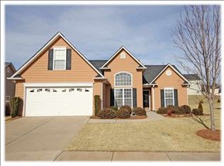 887 Vandenburg Dr, Boiling Springs, SC 29316
