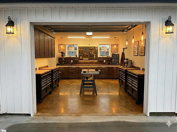5th image of 112 Walters Way