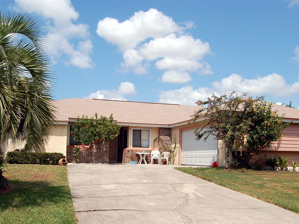 1st image of 204 N Shadow Bay Dr