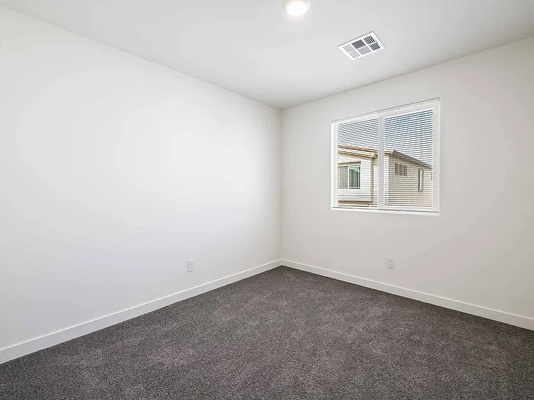 12749 Epperly St — Photo 16