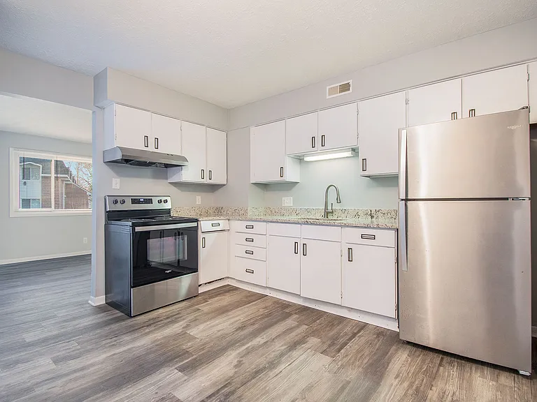 901 James Pkwy #2 — Photo 6