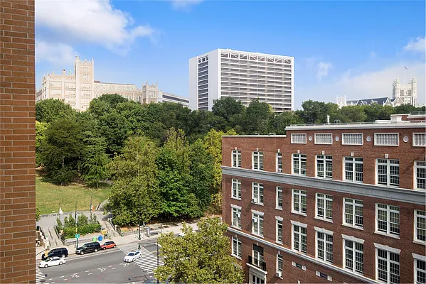 Rented by Douglas Elliman | media 22