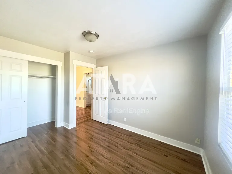10912 S Poplar Brook Pl — Photo 29