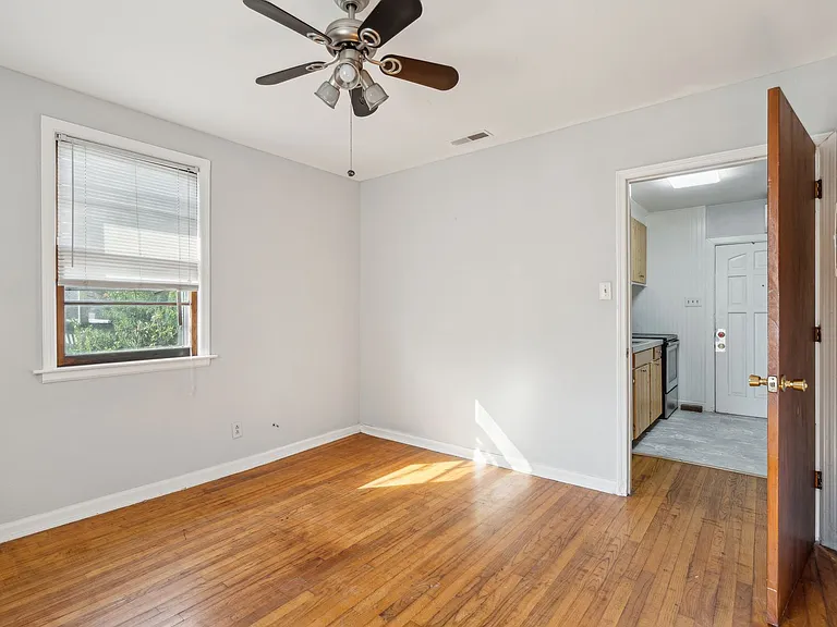 1007 Bethany St — Photo 22