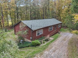42 Beaver Pond Rd, Lake Ariel, PA 18436